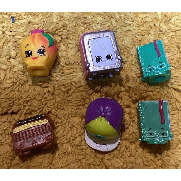 Shopkins Season 3 Three & Display Cabinet Lot 36 Of Figures Moose Toys Animated - Picture 9 of 12